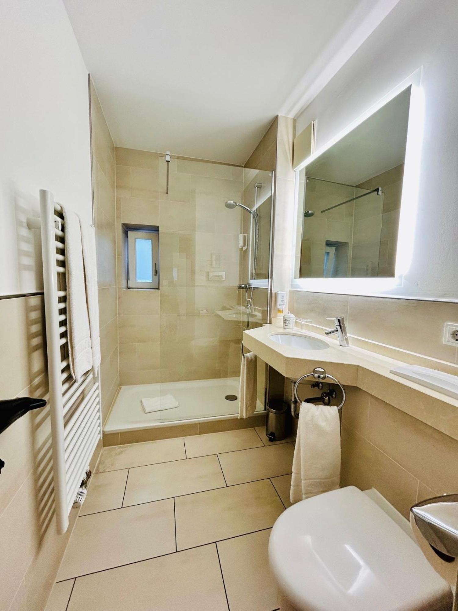 Hotel Fischerhaus シュタルンベルク エクステリア 写真